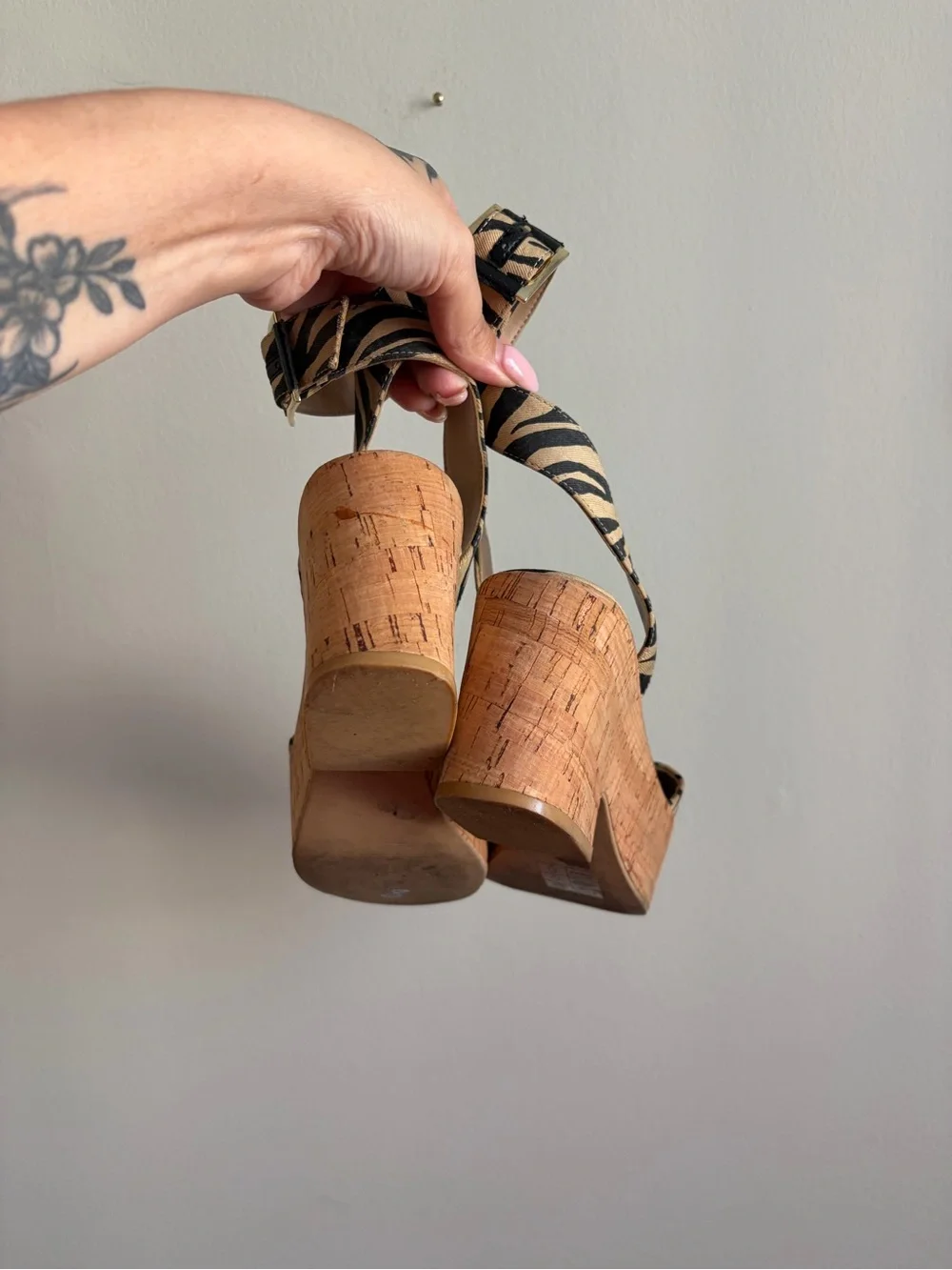H&M Zebra Print Cork Platform Sandals Size 8 Y2K Coquette Safari Chunky Heels